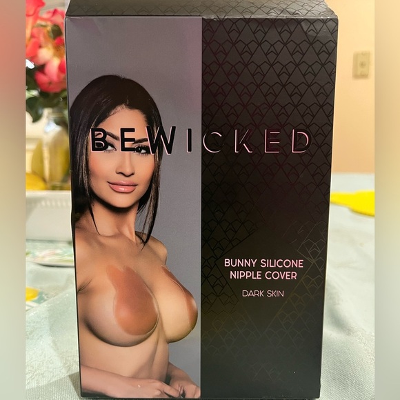 BeWicked Bunny Silicone Nipple Cover - Picture 1 of 2